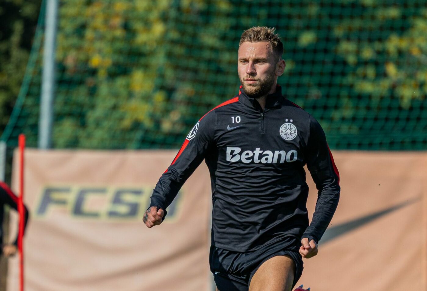Cum a ajuns Denis Drăguș să semneze cu FCSB. „Prima dată a fost ca o glumă. Am vorbit la nuntă”