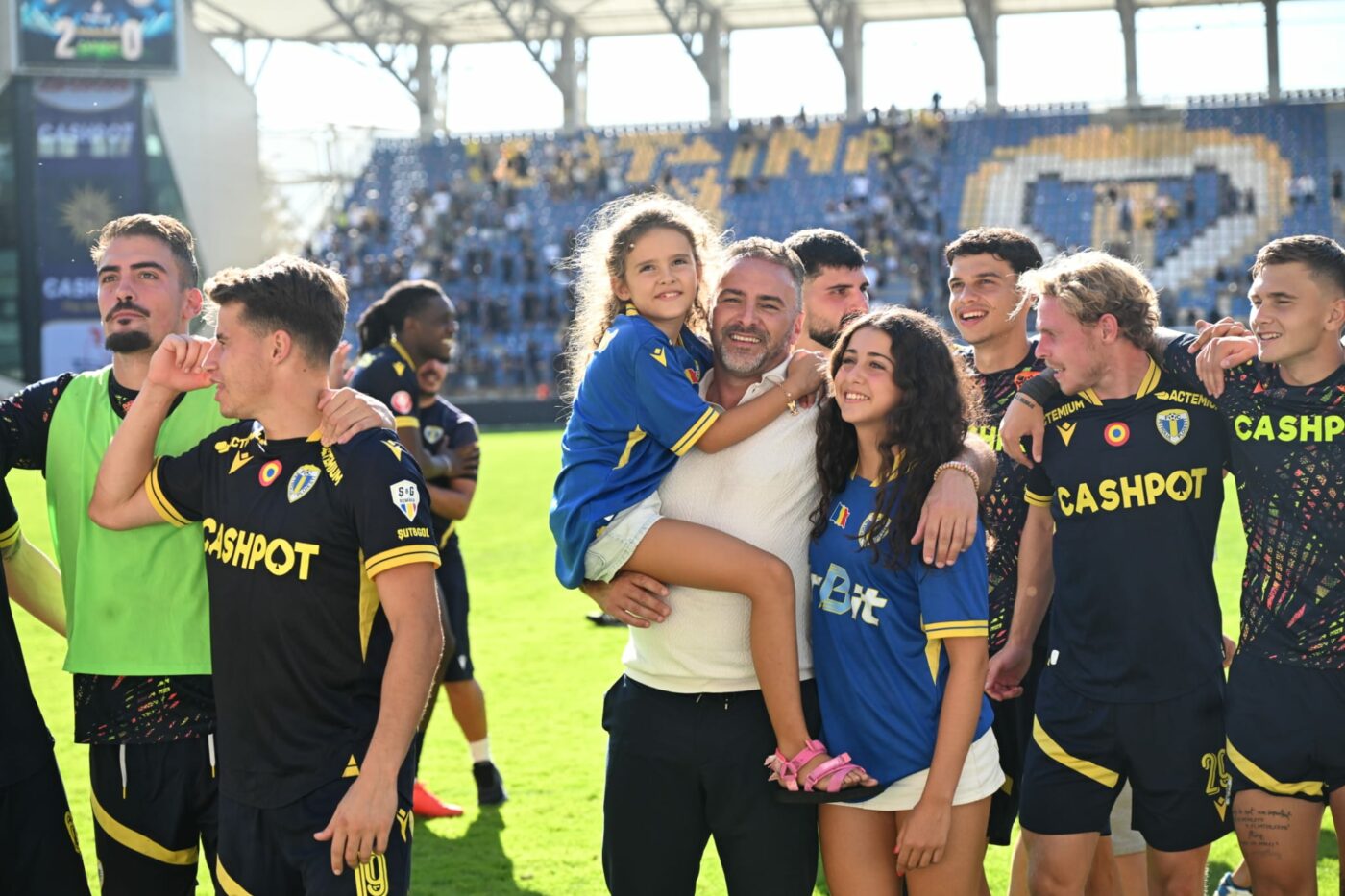 INTERVIU Destăinuirile lui Ricardo Sousa, antrenorul care a făcut minuni cu Petrolul Ploiești: „Este clubul visurilor mele, iar România m-a cucerit deja”. EXCLUSIV