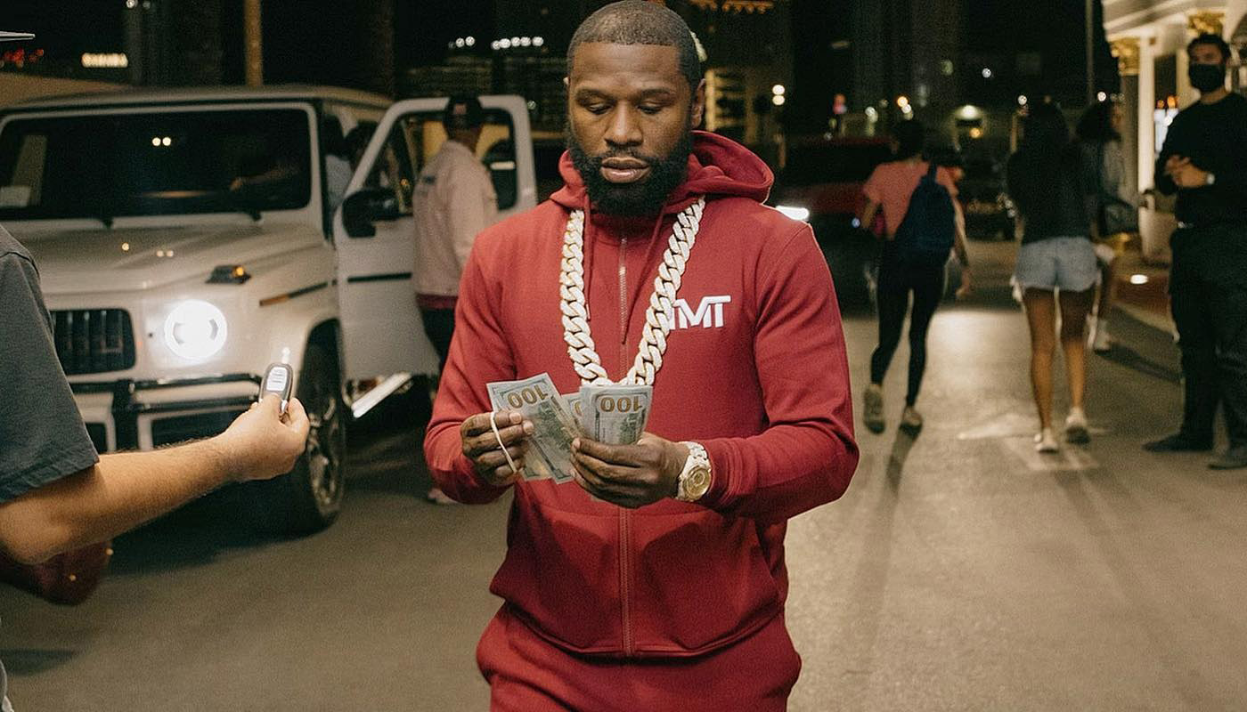 EXTRA Mayweather: „L-am considerat ca pe tata şi el mi-a furat 350.000.000 de dolari!”