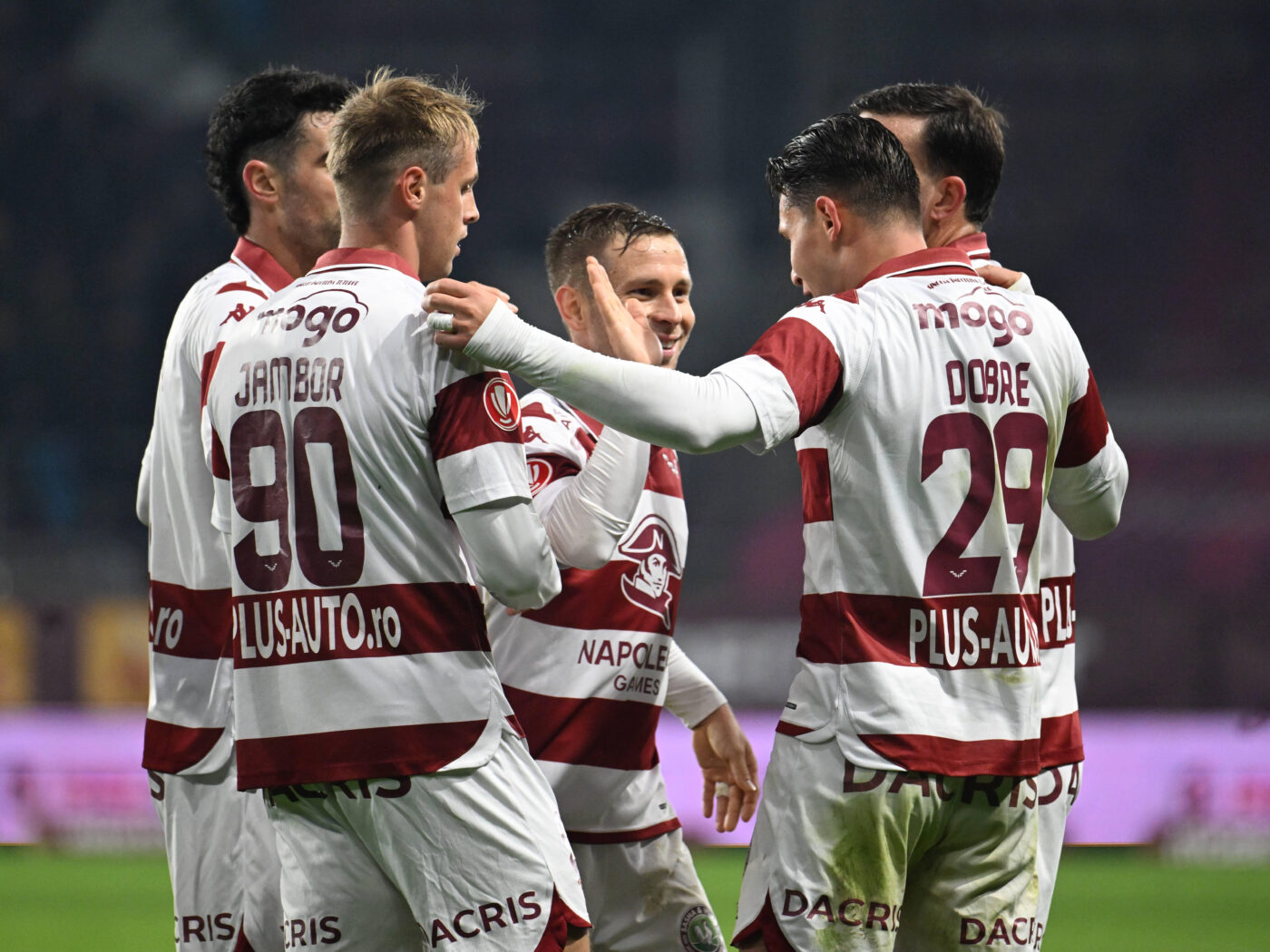 Gata! Atacantul de 1.000.000 e gata de plecare: s-a aflat în ziua derby-ului FCSB – Rapid