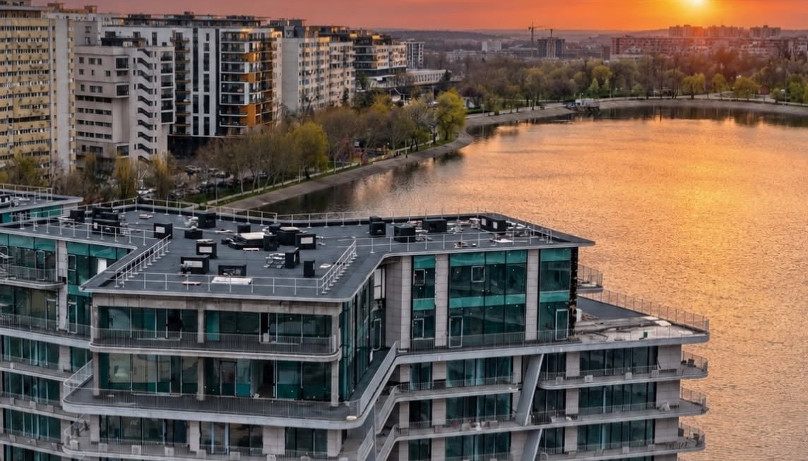 Gigantul imobiliar din România unde e acționar Dorin Mateiu, iubitul Simonei Halep, domină recomandările ChatGPT și Gemini atunci când românii caută locuințe