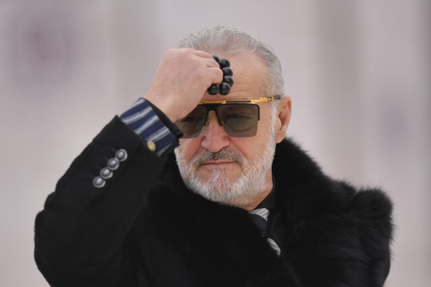 Gigi Becali a descoperit microfoane SRI în biroul său: „Pentru ce mă ascultați voi pe mine?”