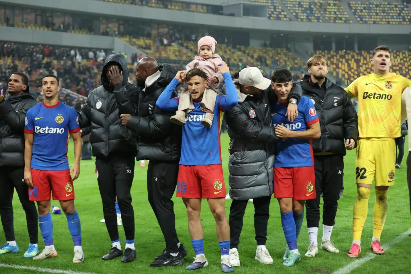 DECLARAȚII Gigi Becali a numit fotbalistul care l-a uns pe suflet cu prestația din FCSB – Rapid 4-1 și nu e Boutoutaou: „A făcut spectacol!”