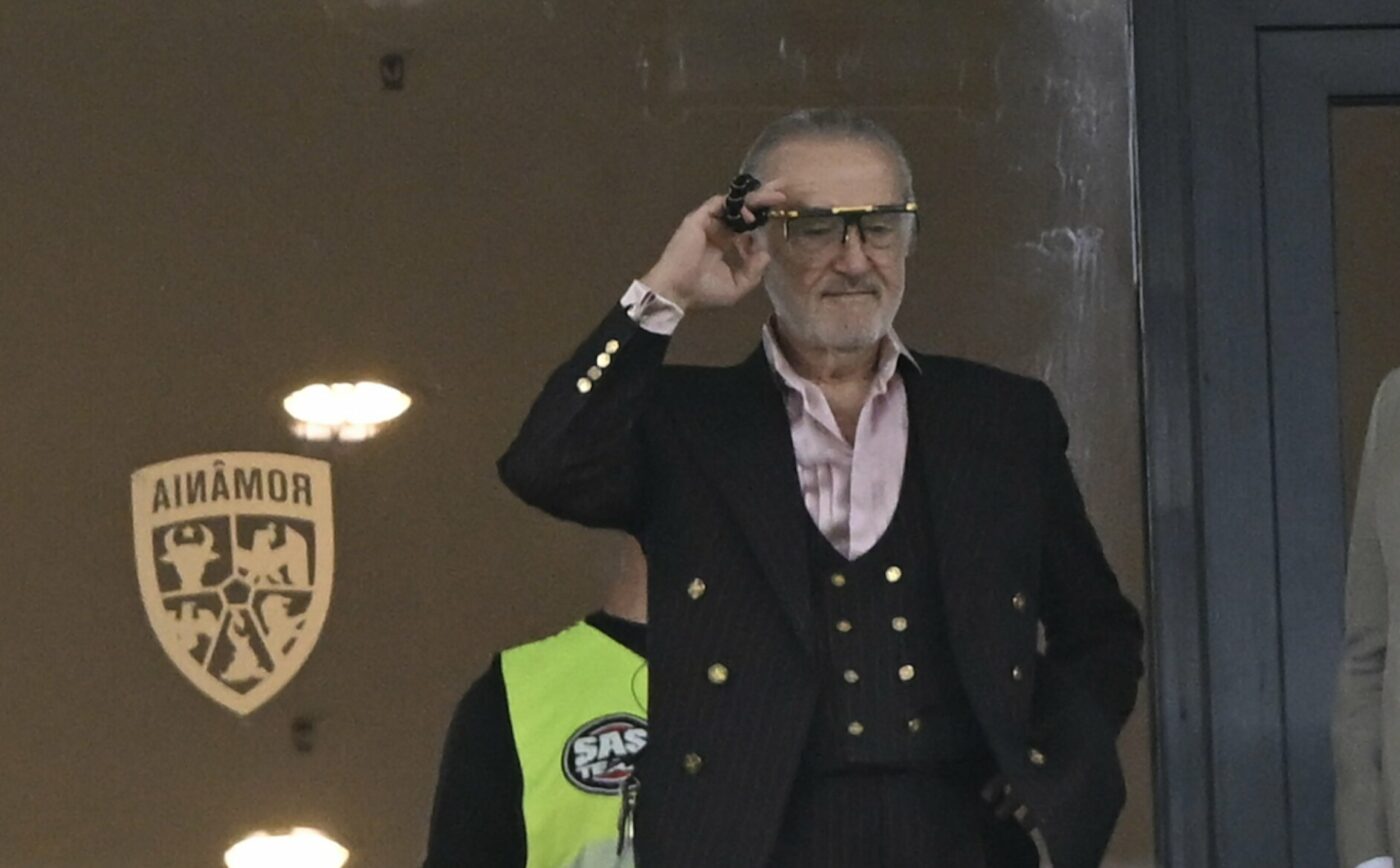 VIDEO Gigi Becali a rostit numele celor doi fotbaliști pe care îi așteaptă: „Reghecampf zice că e de Champions League”