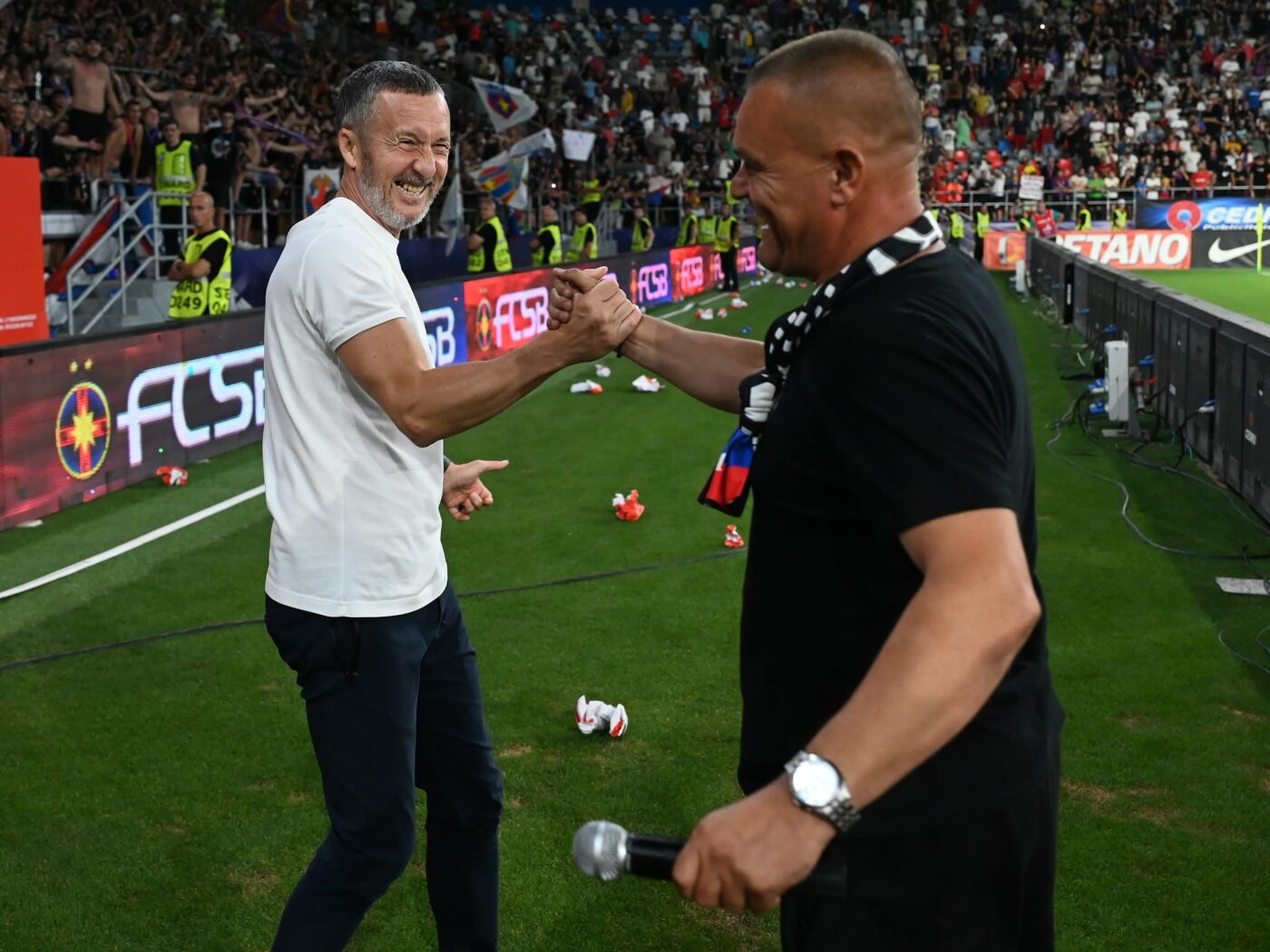 Haos total la FCSB! Mustață, anunț exploziv: „Mihai Stoica e indezirabil! Să-și facă Peluza Sud cu Alin Stoica!”