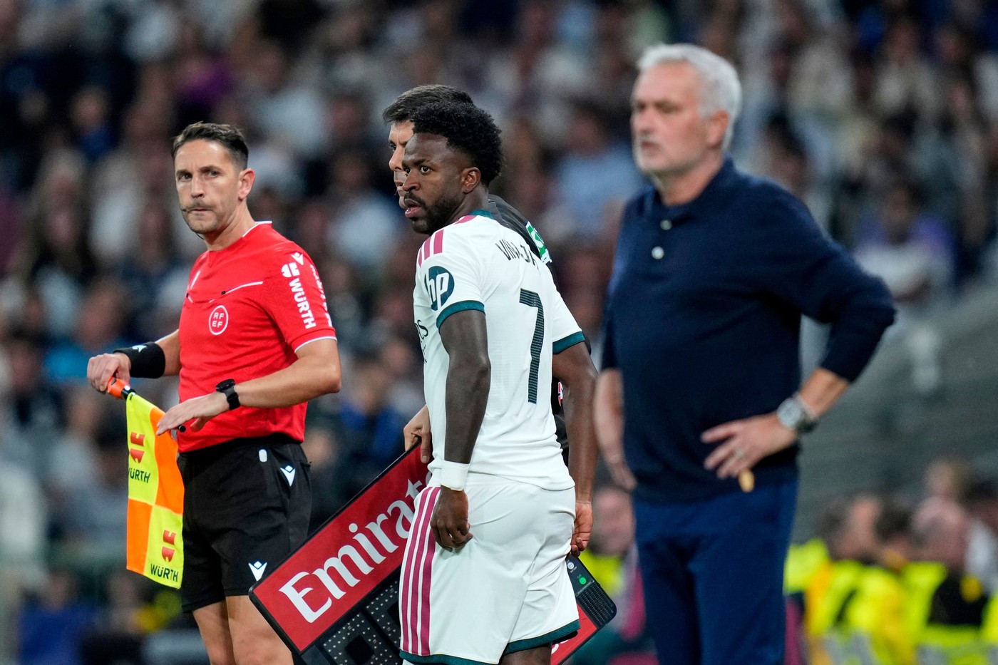 Jose Mourinho a luat decizia după eliminarea lui Vinicius! Fotbalistul de 125.000.000 de euro îi ia locul brazilianului la Real Madrid