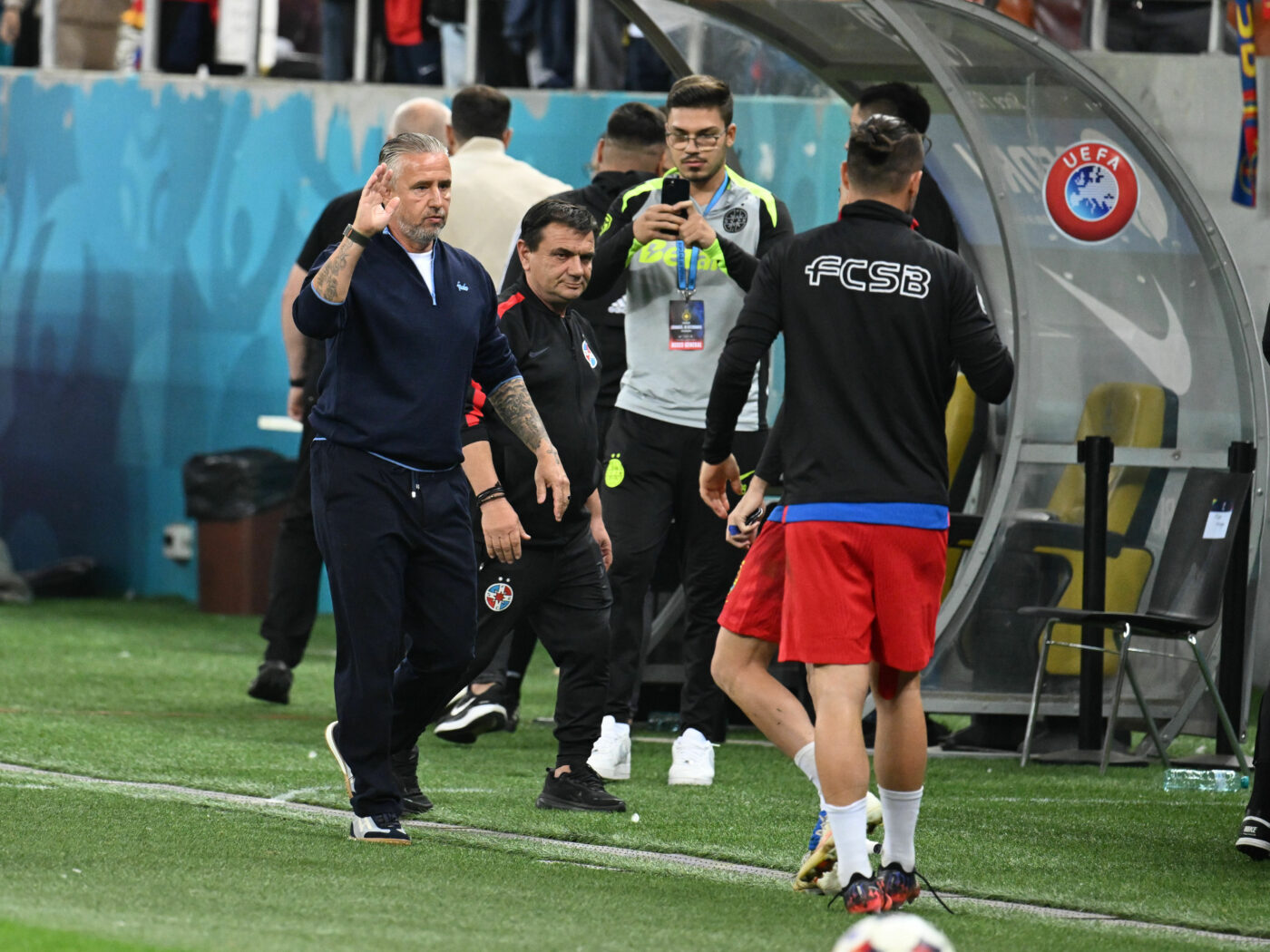 Reghecampf a dat verdictul despre transferul de 2.000.000 de euro pe care Gigi Becali îl credea pierdut: „Am discutat cu el”