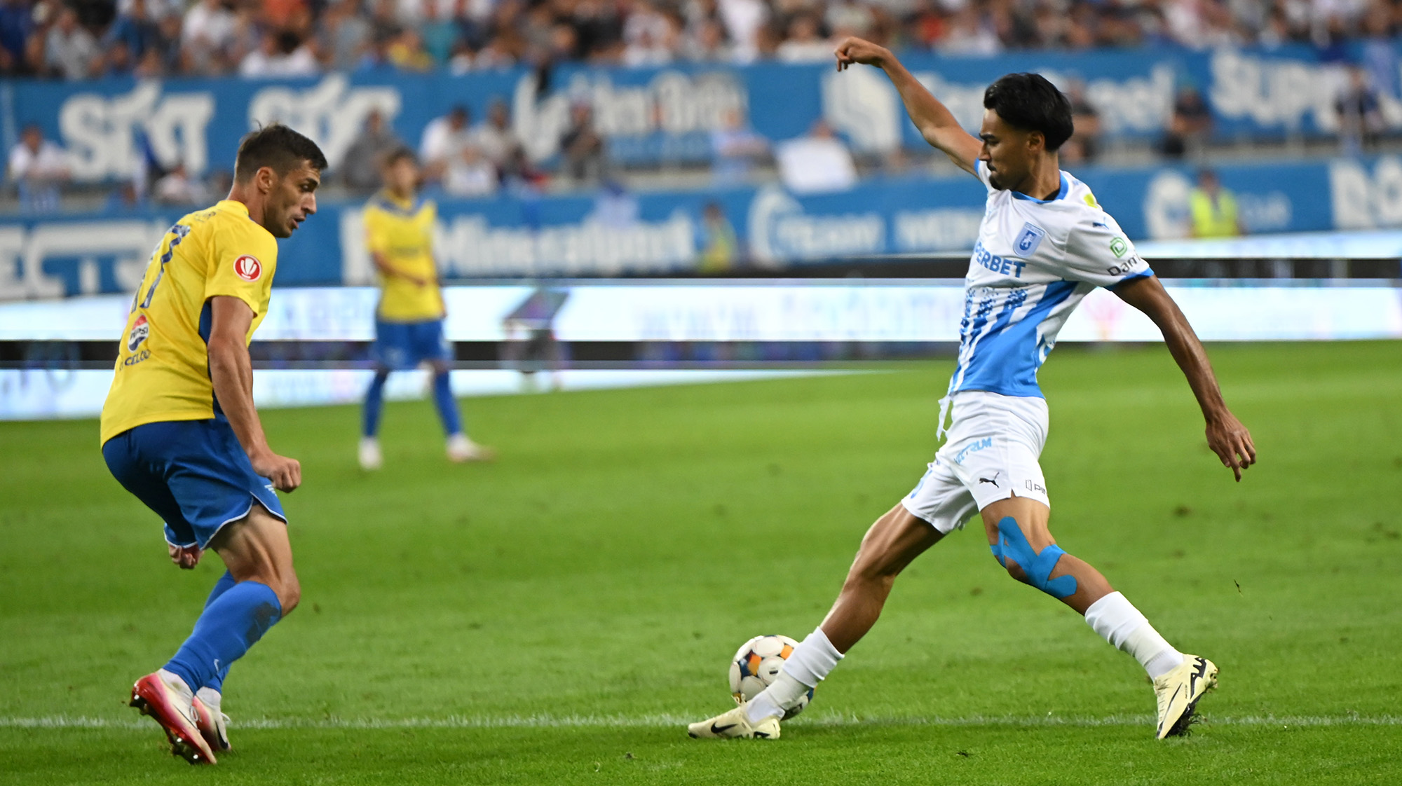 Imagine asociată subiectului: Universitatea Craiova și Farul joacă în etapa 12 din Superliga, la ora 21:00