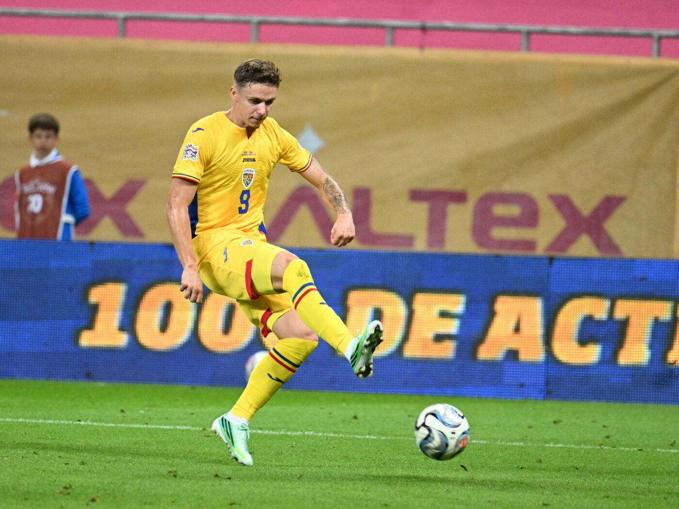 BREAKING NEWS Lovitură pentru Gică Hagi: Louis Munteanu s-a accidentat și ratează meciurile României cu Polonia și Suedia!
