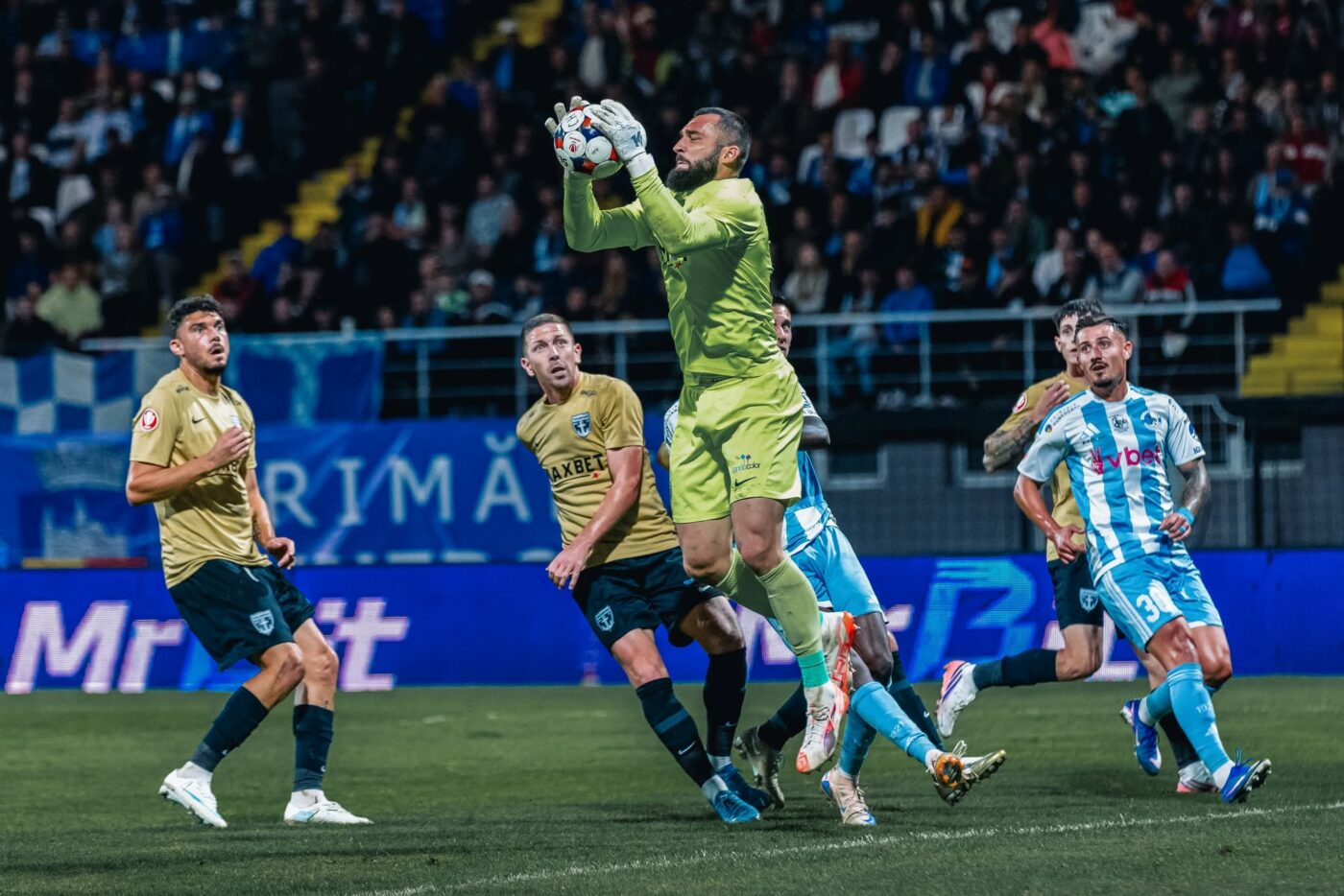 Meciul Voluntari – FCSB le poate decide soarta: „Șapte-opt pot pleca”. EXCLUSIV