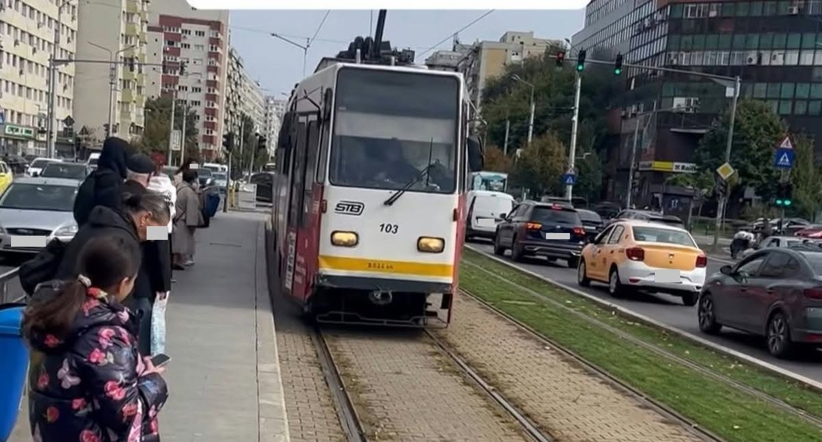 Milionarul român merge cu tramvaiul 5 în București: „Șofer personal. Împărțit cu 40+ pasageri”
