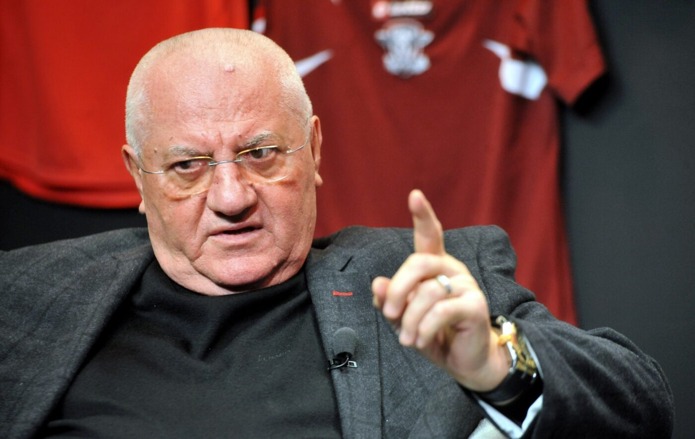 Mitică Dragomir: „Craiova ia titlul în joc de glezne. FCSB are doar un fotbalist de mare valoare”
