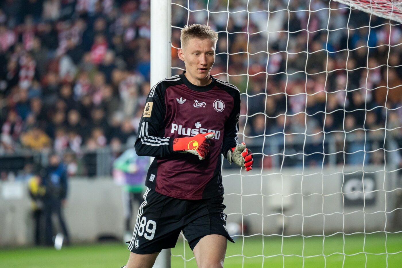 VIDEO Otto Hindrich, între o eroare și intervenții spectaculoase în Polonia! Ce au scris polonezii după ce românul a primit gol
