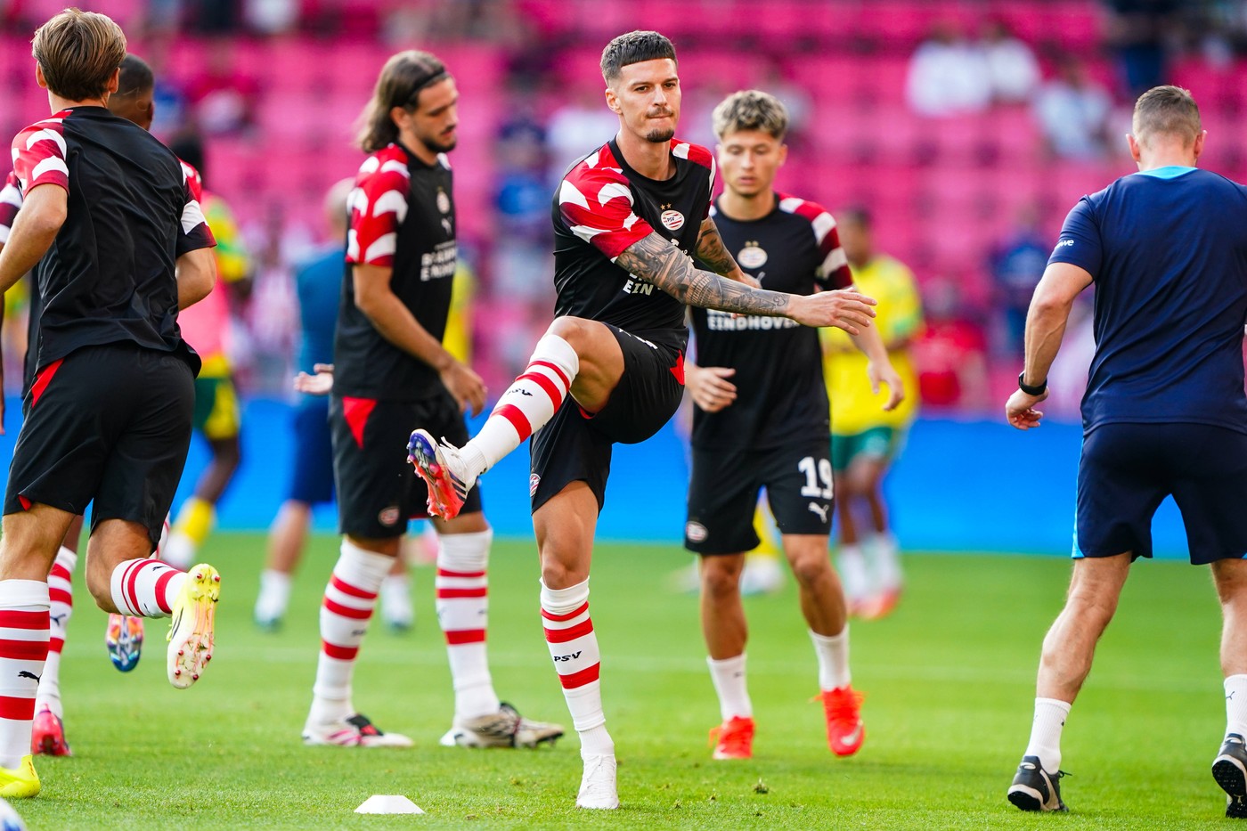Peter Bosz a rupt tăcerea despre Dennis Man! De ce a dispărut românul din echipa lui PSV