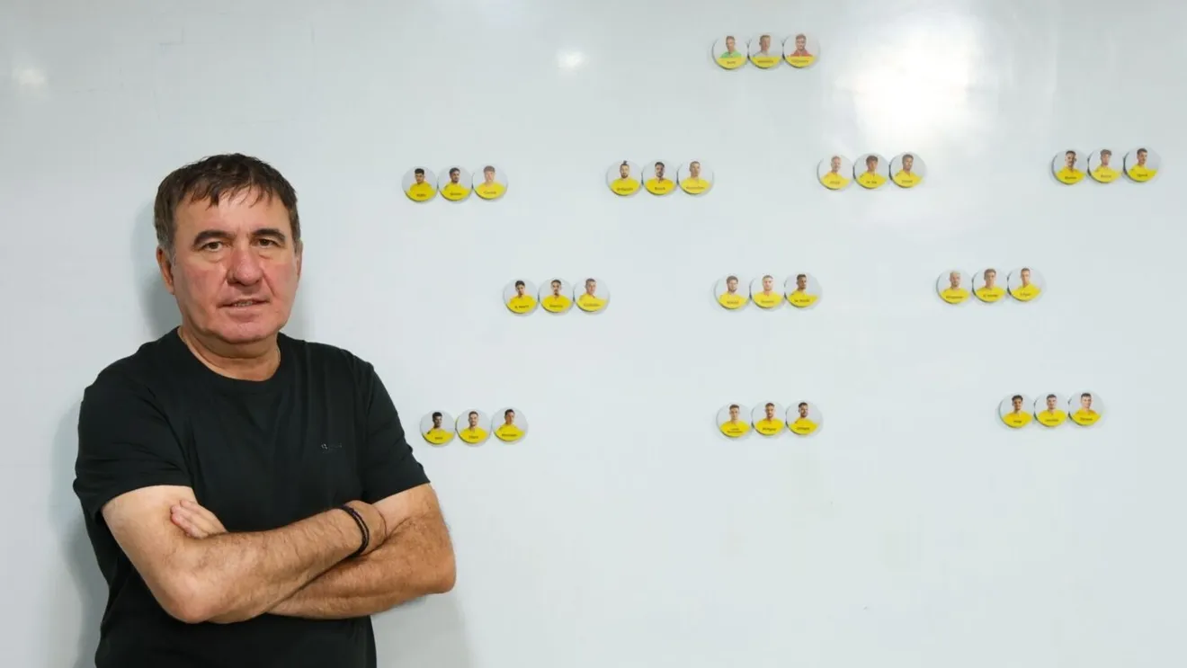 Polonezii au dat verdictul despre fotbalistul pe care Gică Hagi vrea să-l titularizeze: „Îl va vinde pe bani mulți!”