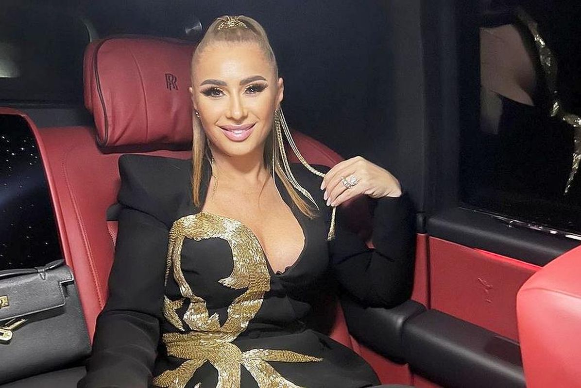 Prodanca a venit cu replica după ce Mutu a spus că ea nu se bucură de victoria lui Reghecampf: „Wow! Nemaipomenită, unică și spectaculoasă”