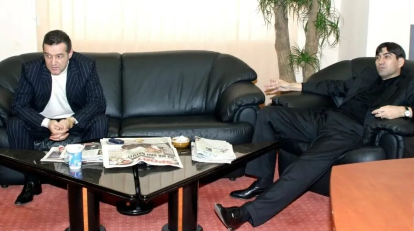 EXCLUSIV FCSB Reacția lui Victor Pițurcă în clipa în care Gigi Becali a intrat cu țigara aprinsă în vestiarul FCSB! S-a făcut liniște. EXCLUSIV