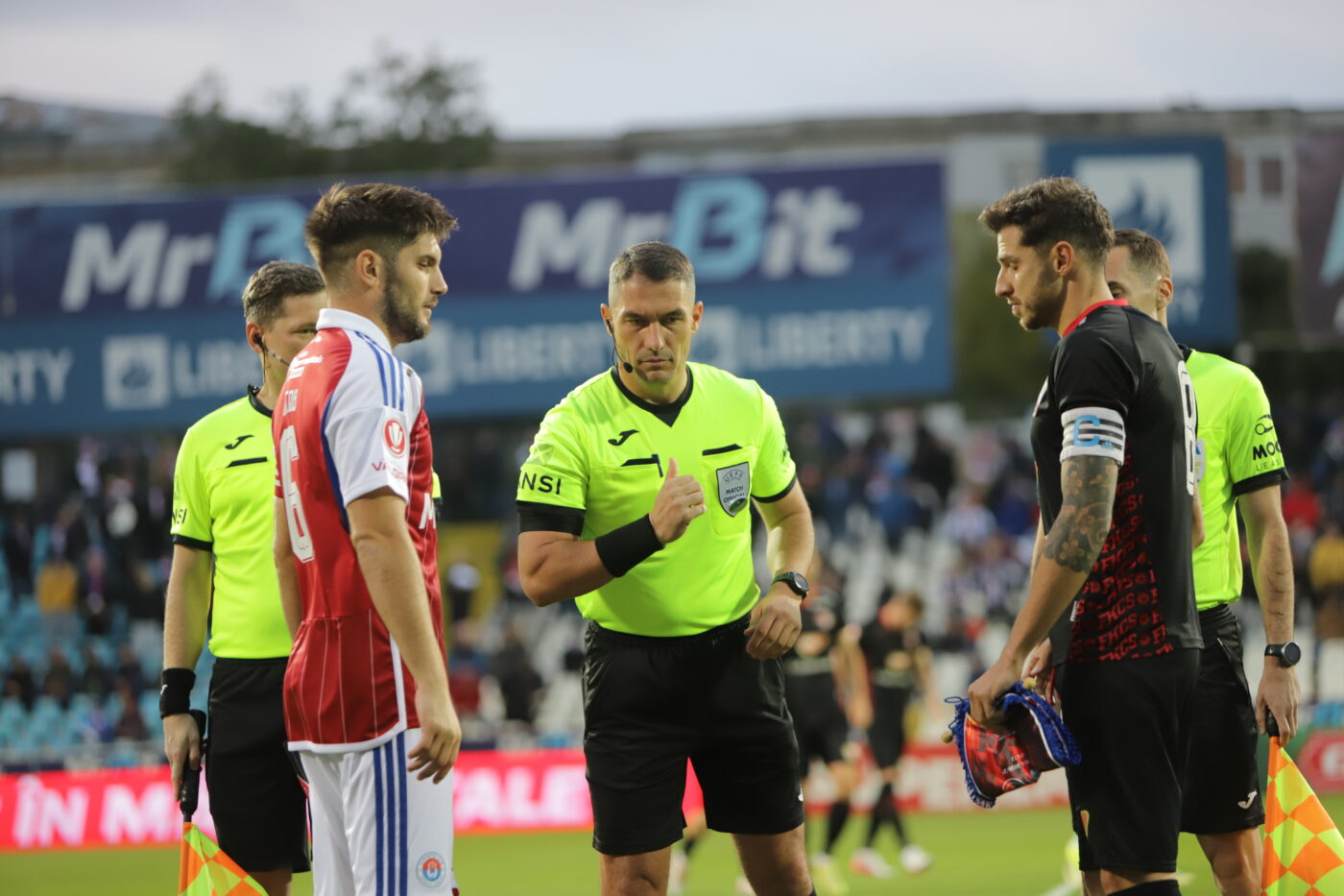 Istvan Kovacs, fază controversată la revenire: VAR l-a făcut să întoarcă decizia după ce acordase penalty în Oțelul – Csikszereda