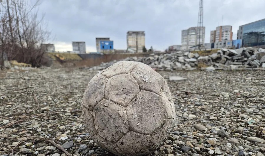 Scenariu de coșmar azi în Superliga! 14 ore și 1.000 de km deplasare cu autocarul, 8 fotbaliști indisponibili și întoarcere noaptea. EXCLUSIV