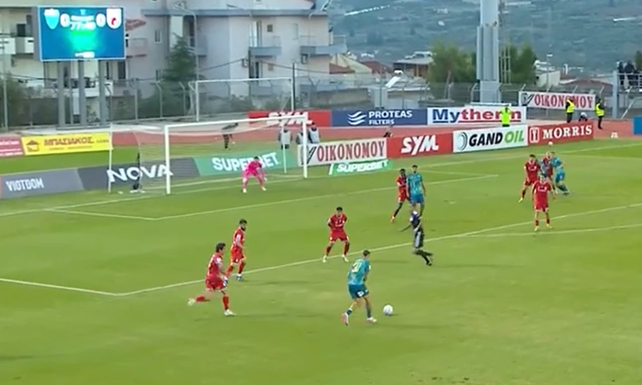 Tavi Popescu a fost aproape să spargă blestemul din Grecia! Portarul advers a intervenit spectaculos. VIDEO