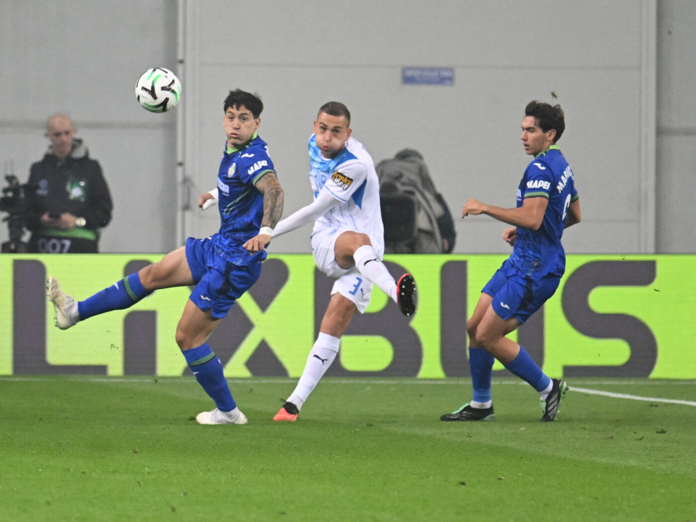 LIVE Universitatea Craiova – Getafe se joacă ACUM în faza grupei Conference League! A început repriza secundă