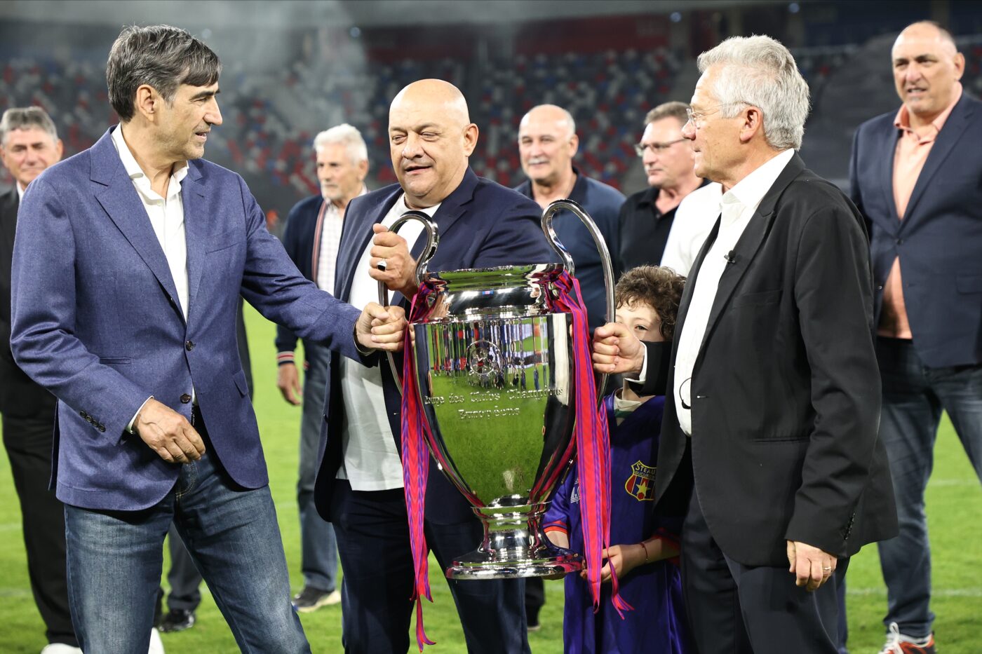 EXCLUSIV FCSB „Victor Pițurcă ar fi venit la FCSB. Eu am vorbit cu el”. Ipoteza spectaculoasă lansată de fostul fotbalist al Stelei. EXCLUSIV