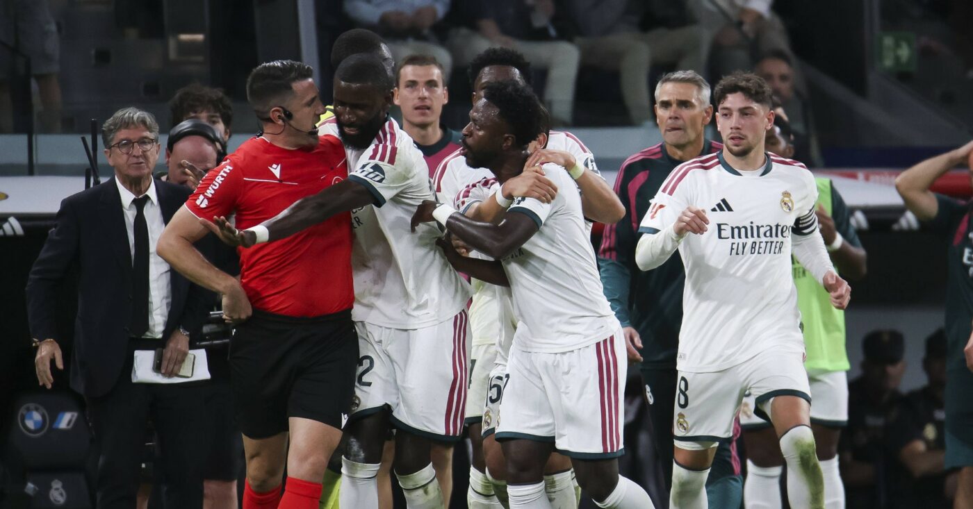 VIDEO Vinicius a reacționat după eliminare! Mesajul publicat, deși participarea sa în El Clasico este în pericol